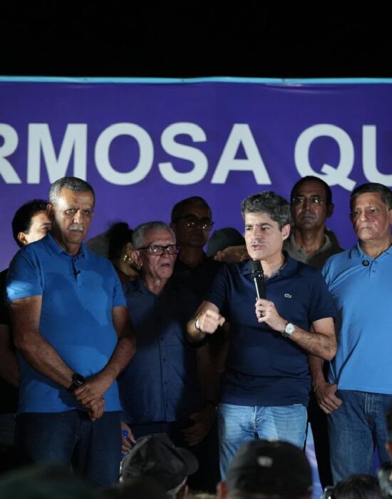 Em Formosa do Rio Preto, ACM Neto diz que falta de ação do governo é gargalo para o Oeste e defende investimentos na região