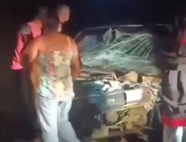 Grave acidente deixa pelo menos três pessoas feridas na zona rural de Juazeiro