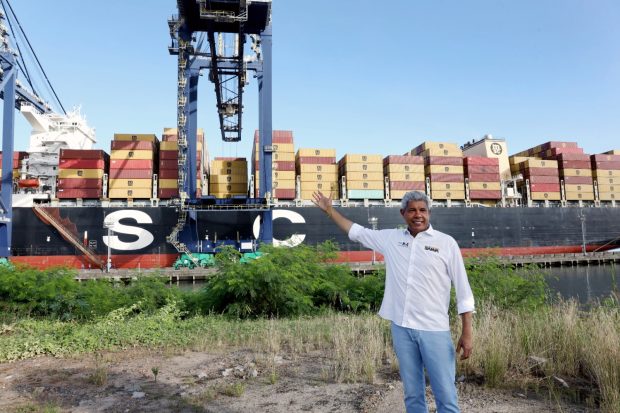 Bahia recebe navio com mais de 800 toneladas de materiais para início das obras da Ponte Salvador–Itaparica