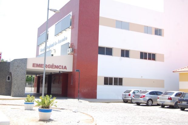 Médicos paralisam atividades no Hospital Regional de Juazeiro por falta de pagamento