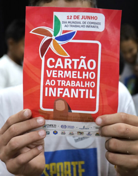Prefeitura de Juazeiro reforça combate ao trabalho infantil em ação com crianças e adolescentes no CRAS Tabuleiro