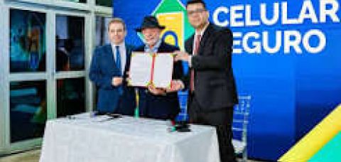 Lula cria banco nacional para rastrear celulares roubados e furtados