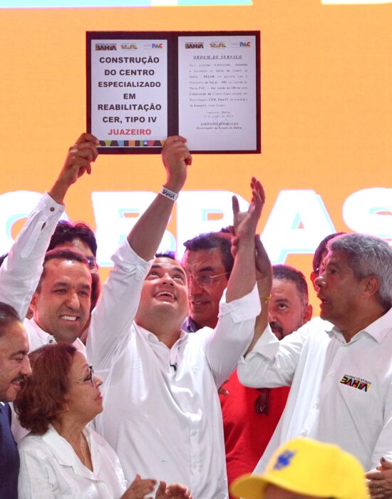 Prefeito Andrei recebe para Juazeiro mais de R$ 16 milhões em investimentos nas áreas de saúde, infraestrutura e desenvolvimento por meio de parcerias com os governos Estadual e Federal