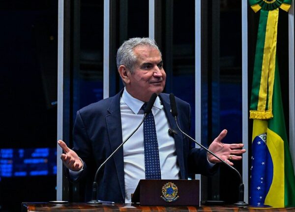 Angelo Coronel entra na lista de senadores com mais faltas em votações, diz levantamento