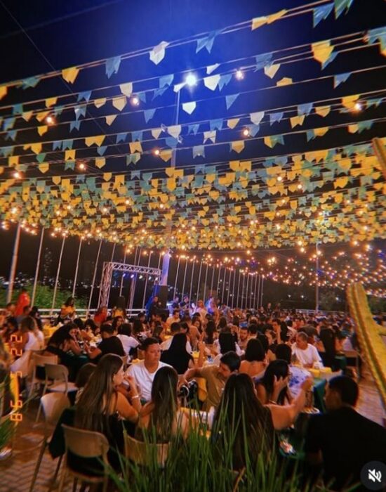 Bares e restaurantes de Juazeiro e Petrolina esperam lotar durante os jogos do Brasil na Copa Brasil