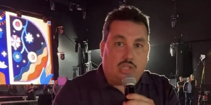 “Gusttavo Lima, para tu ser um homem, devolve o dinheiro da prefeitura de Surubim”, diz prefeito Cléber Chaparral