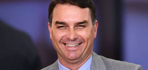 PL avança em negociação para apoio do Republicanos à campanha de Flávio Bolsonaro