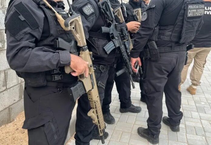 Operação da Polícia Civil prende dois investigados por homicídios ligados à disputa entre facções em Juazeiro