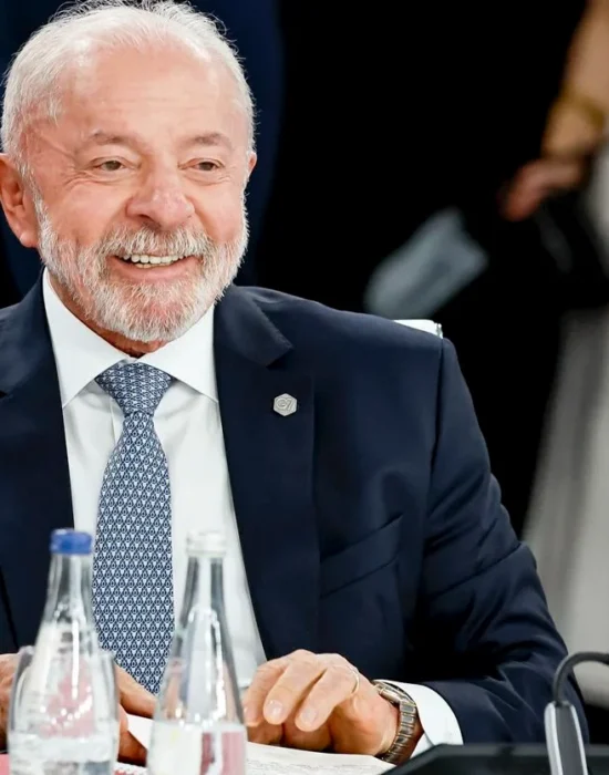 “Não posso deixar a direita voltar”, diz Lula sobre disputa ao 4º mandato à Presidência