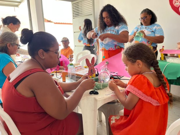 Agosto Verde: Programa Criança Feliz realiza oficina de brinquedos recicláveis e fortalece vínculos familiares lagoa-grandenses