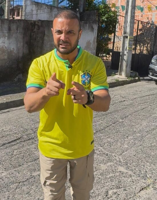Capitão Alden vai a comunidades após relatos de restrições impostas por criminosos