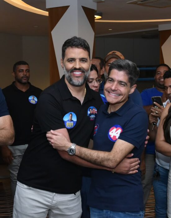 Prefeito de Aurelino Leal rompe com Jerônimo e declara apoio a ACM Neto: “Há um sentimento de mudança e esperança”