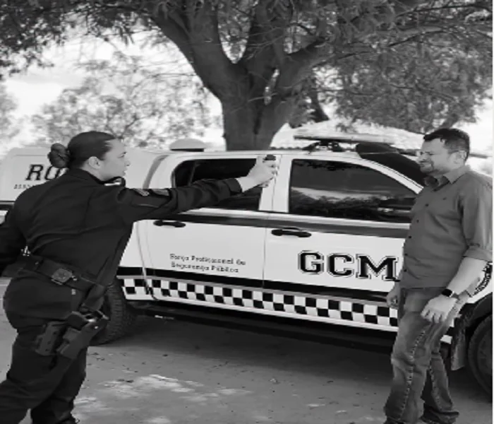 Guarda Civil Municipal orienta mulheres sobre uso seguro do spray de pimenta em Petrolina (PE)