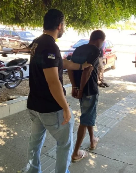Petrolina (PE): Policiais cumprem mandado de prisão contra homem acusado por estupro